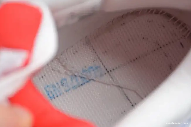 Boostmaster lin CT8527-112 4 Metallic Red Air Jordan 0502